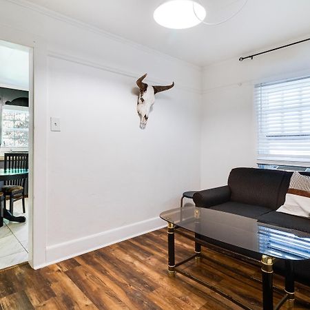 Lafayette At Your Doorstep, Private Rm ภายนอก รูปภาพ