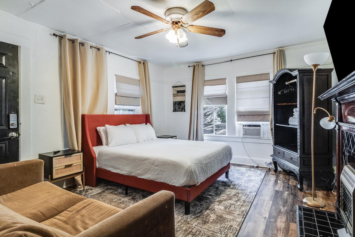 Lafayette At Your Doorstep, Private Rm ภายนอก รูปภาพ